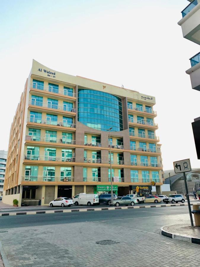 Female Only-Anaruby Backpackers- Metro Station Mashreq Hostel Dubaj Kültér fotó