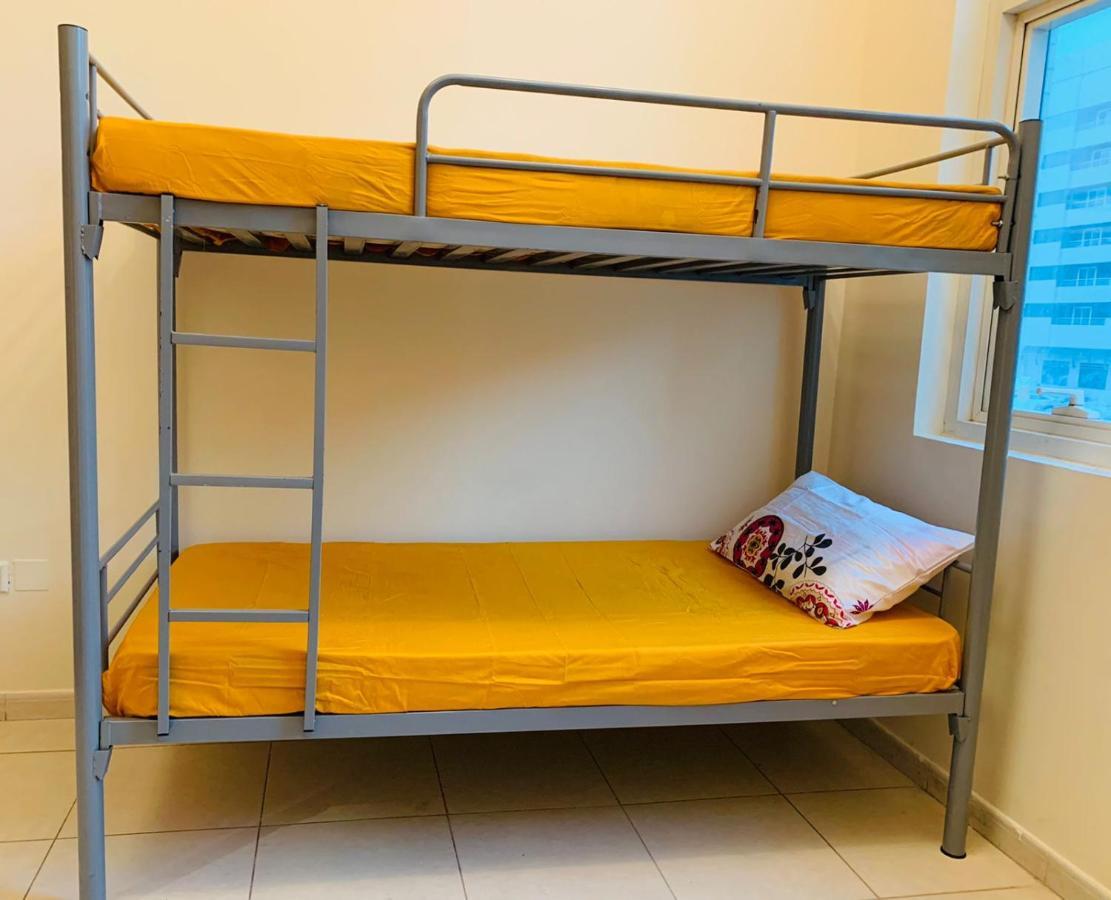 Female Only-Anaruby Backpackers- Metro Station Mashreq Hostel Dubaj Kültér fotó